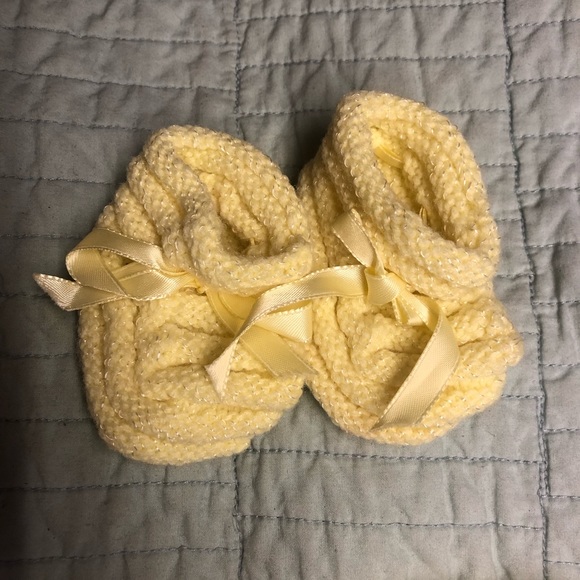Handmade Crochet and Knit Newborn Layette - Picture 5 of 8